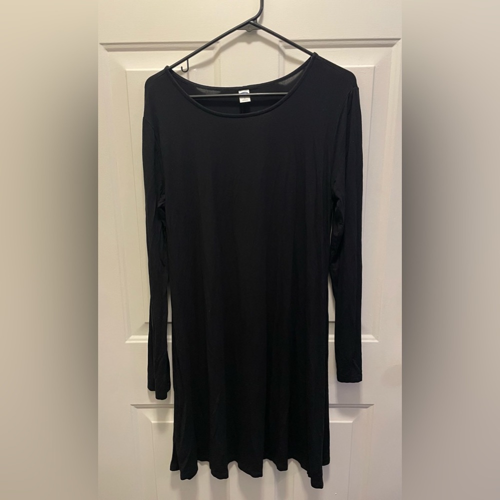 Old Navy Classic Black Dress